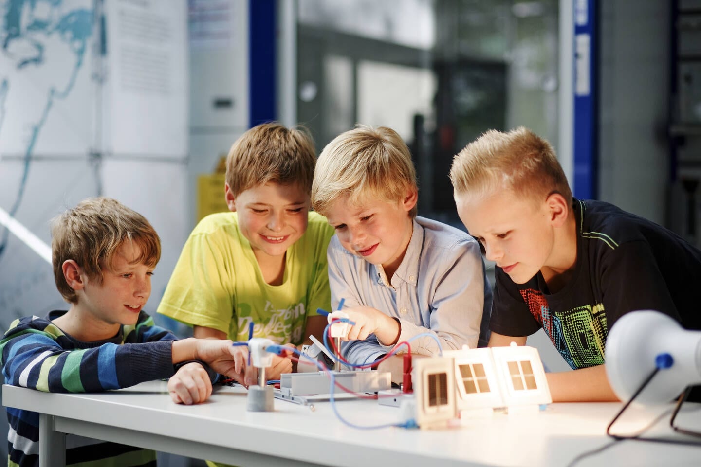 zdi-umwelt, zdi-technik (c) zdi-Netzwerk MINT Düsseldorf zdi-technik (c) zdi-Netzwerk MINT Düsseldorf